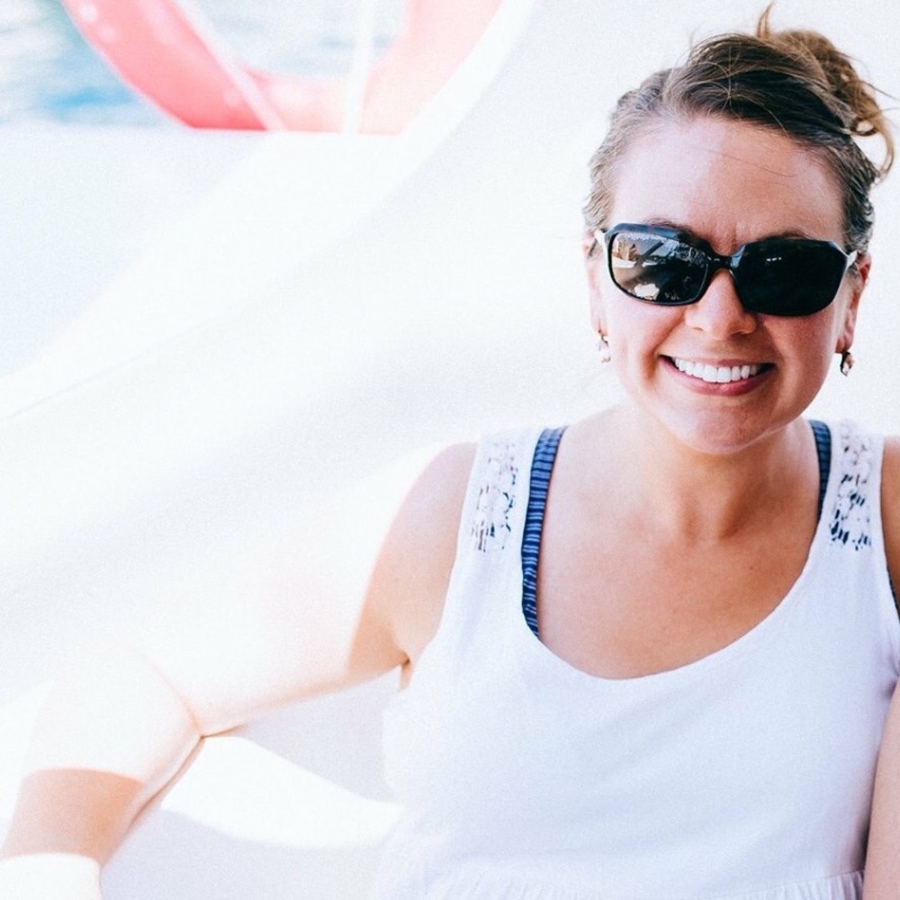 Meet your Posher, Caitlin